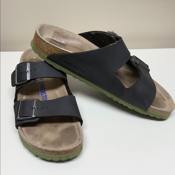 Birkenstock Arizona Soft Footbed size 10.5 - Picture 1 of 3